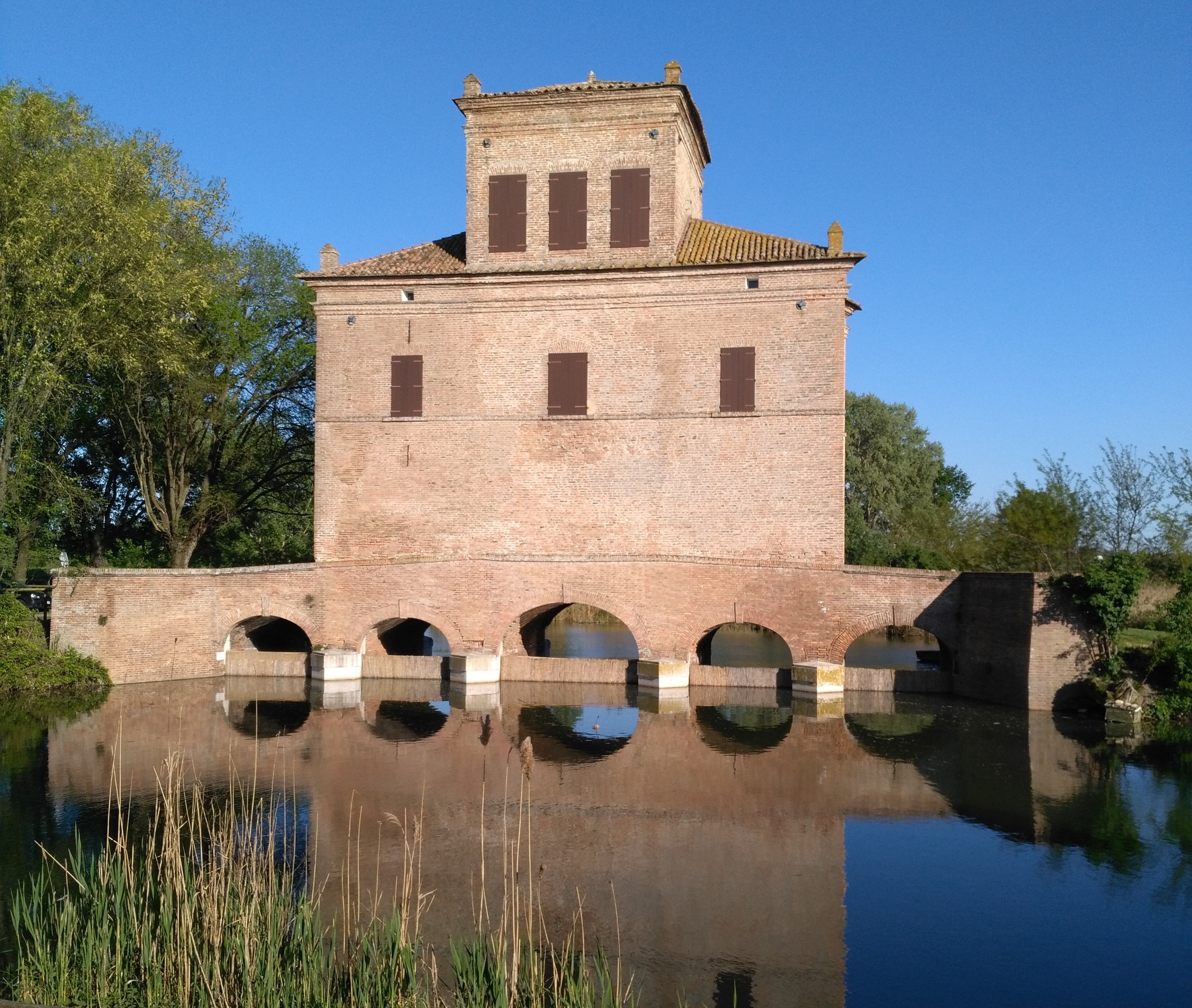 Torre-abate-Mesola.jpg